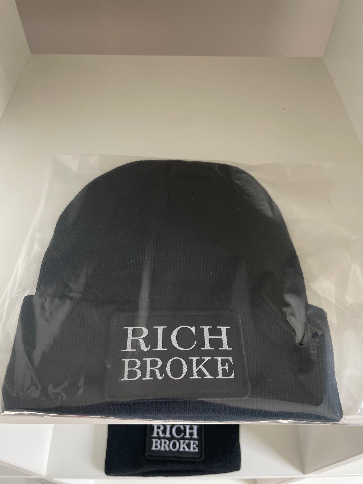 RICH BROKE SKULLY